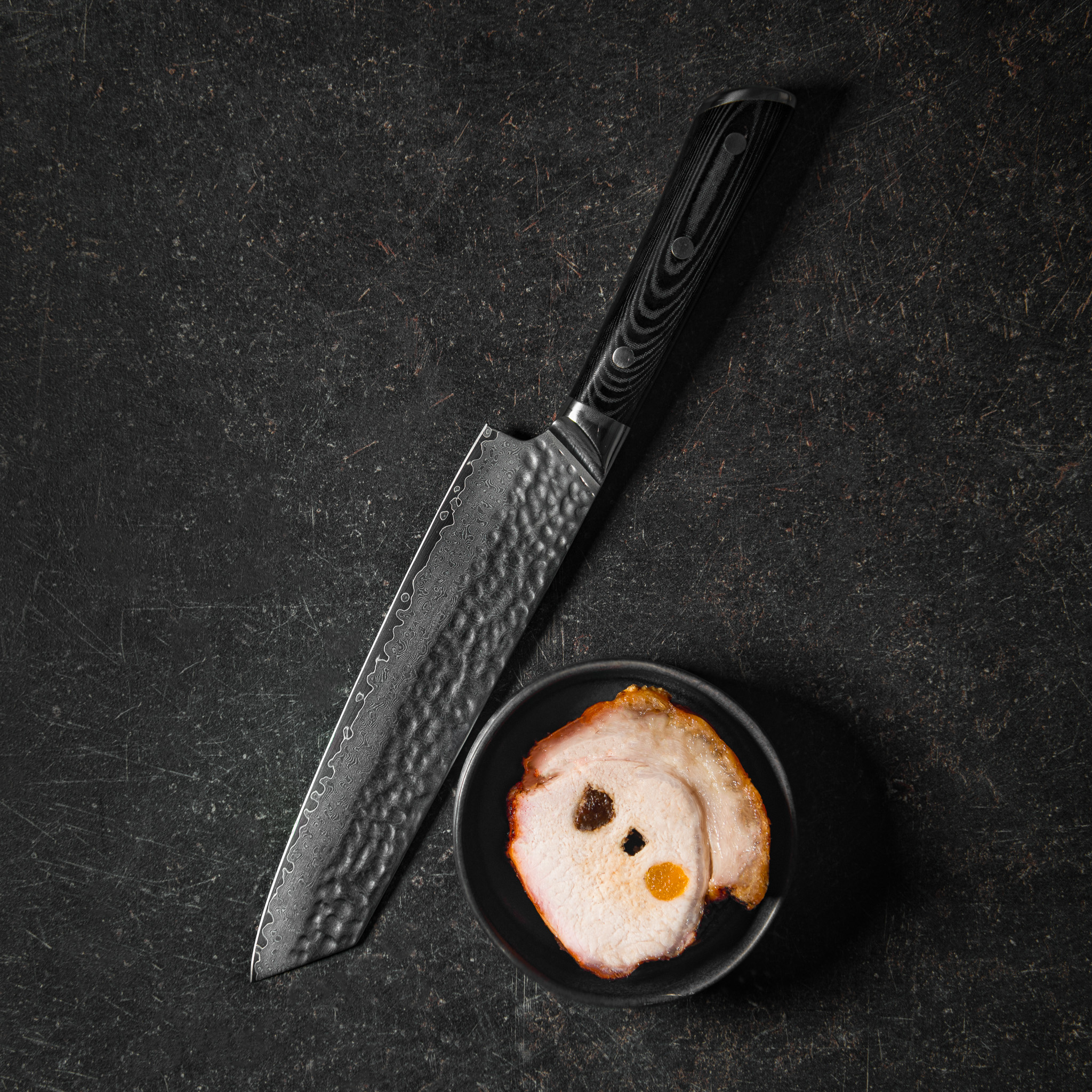 Schweins Mittelstück Schweizer Fleisch mit hochwertigem ready4meat The Perfectionist Damastmesser Schweiz